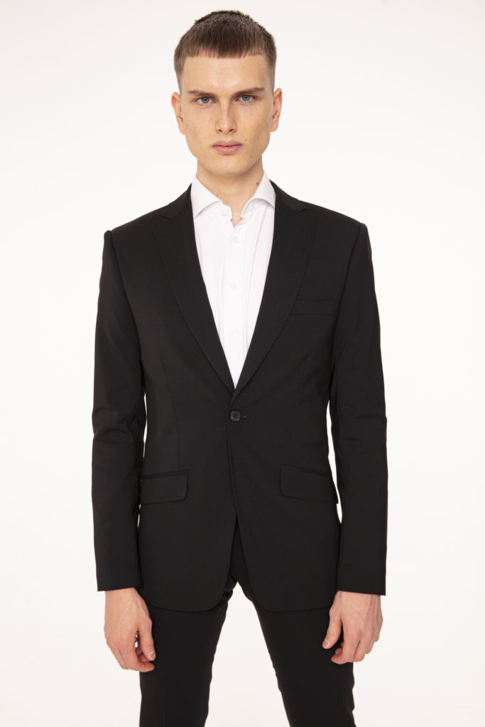 Suit Victor - Filip Lebelt